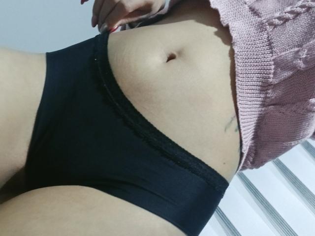 AnaisHilton - Live porn &amp; sex cam - 22139125