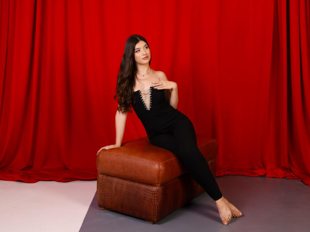 CarolinaBensy - Live porn &amp; sex cam - 22140417