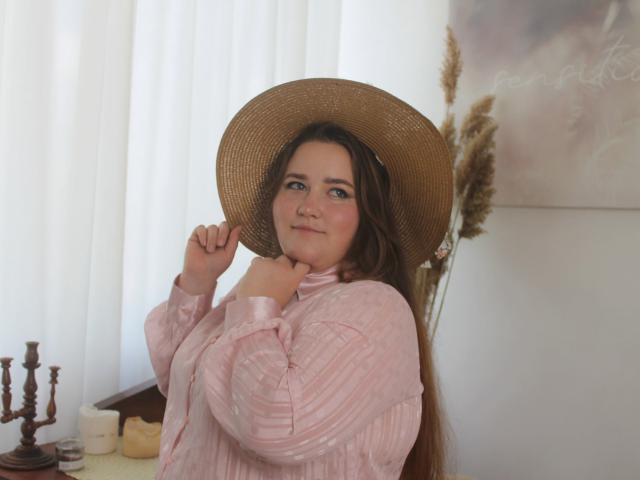 DaniellaGraceZZ - Camera khiêu dâm &amp; quyến rũ trực tiếp - 22141581