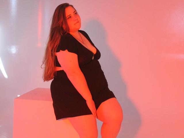 DaniellaGraceZZ - Porno na żywo i seks kamera - 22141713