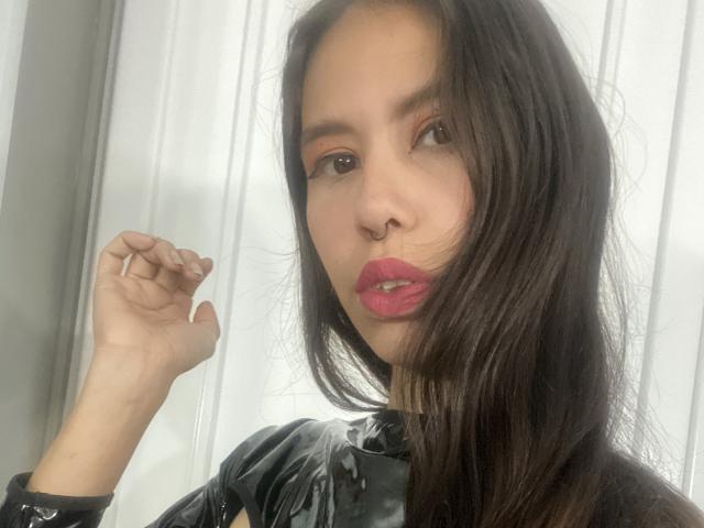 ElisaPalmer - Sexe cam en vivo - 22142541