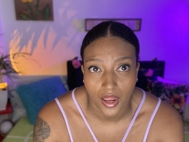 StefyRoldans - Live porno og sexkamera - 22147553