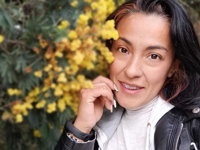 MiaMartas - Live Sex Cam - 22148629