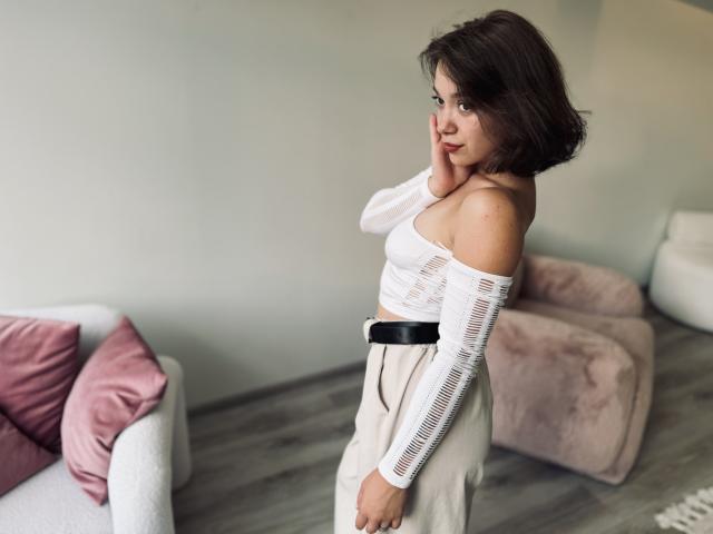 KiraDripe - Live porn &amp; sex cam - 22158825