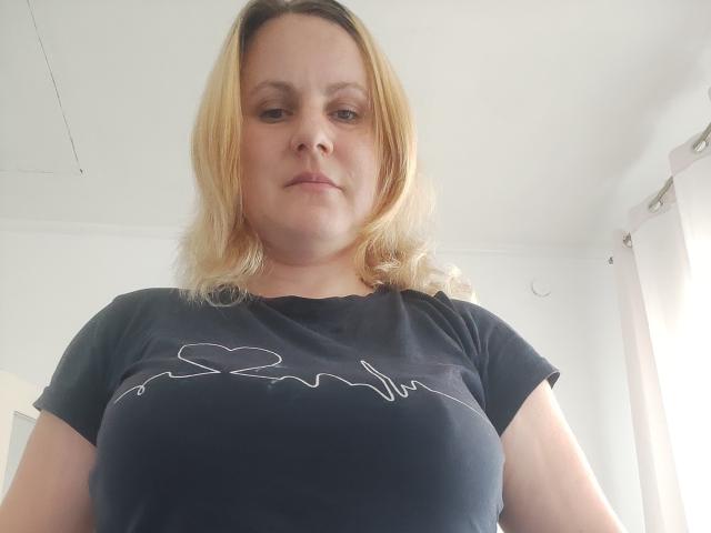 AngelicaLu - Live porn &amp; sex cam - 22160393