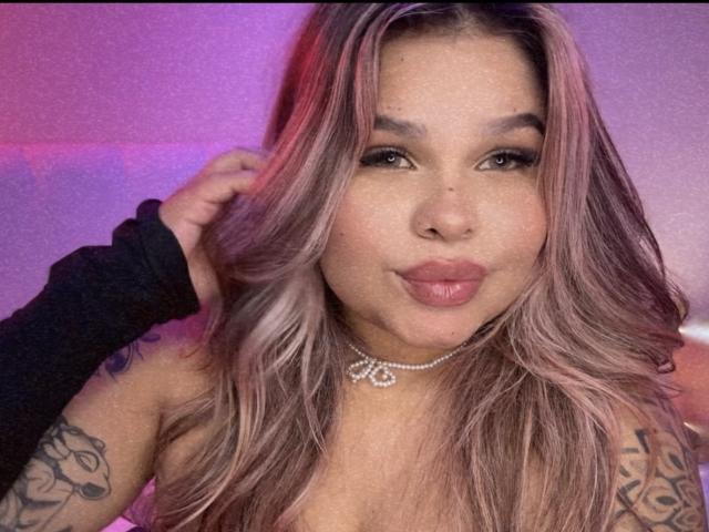 JulianaSousa - Live porn &amp; sex cam - 22162045