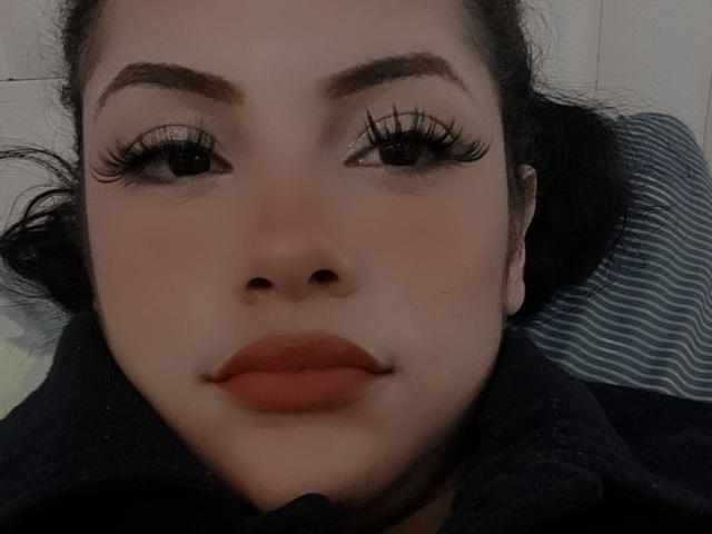 CamilaFerrara - Live sex cam - 22168213