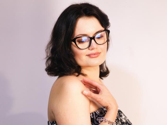 LolaHikls - Live porn &amp; sex cam - 22169977