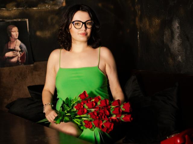 LolaHikls - Live porn &amp; sex cam - 22170405