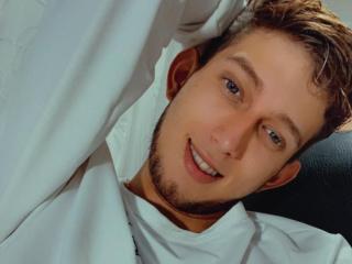 ArthurLove - Live sex cam - 22171149