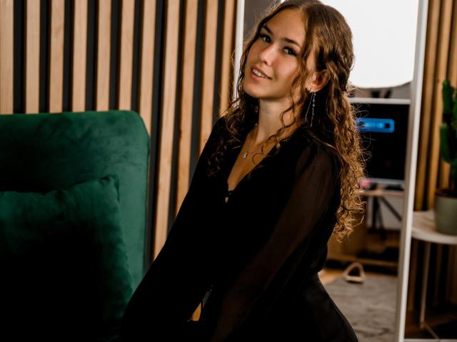 LovelyHotieS - Live Sex Cam - 22172497