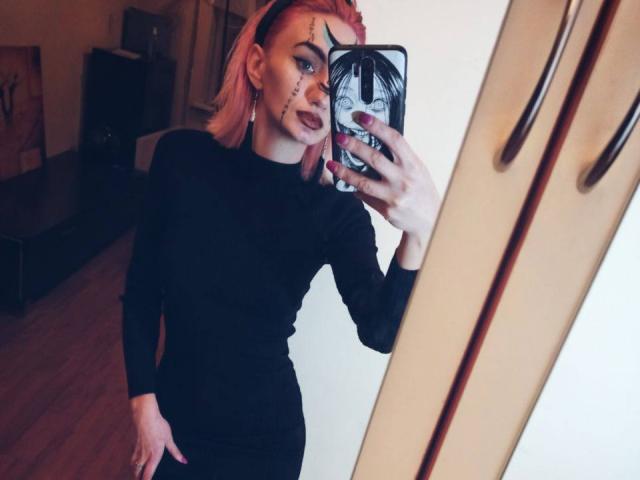 ArinaWins - Live porn &amp; sex cam - 22173521