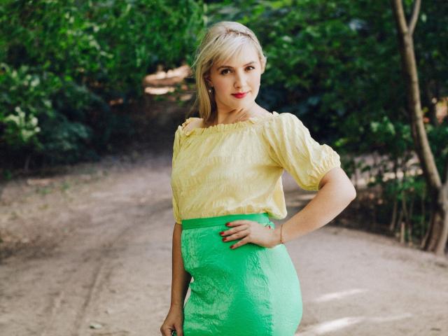 MilanaCraids - Live porn &amp; sex cam - 22174069