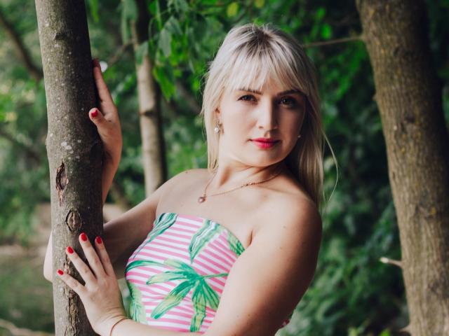 MilanaCraids - Live sex cam - 22174281