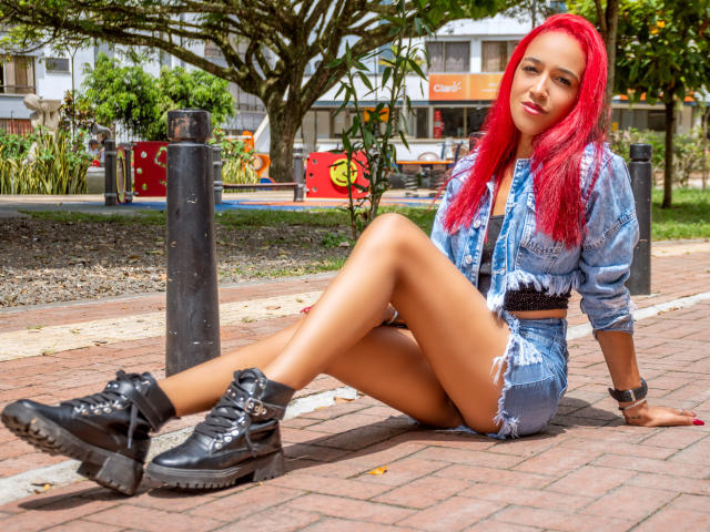 AmbarFox - сексуальная веб-камера в реальном времени - 22175513