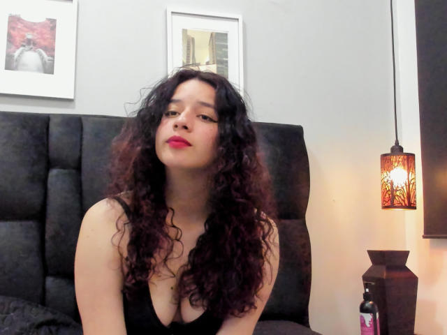 VenusCream - Live porn &amp; sex cam - 22178005