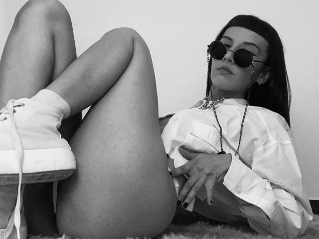 CamillaHotty - сексуальная веб-камера в реальном времени - 22178589