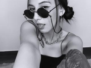 CamillaHotty - Live porn &amp; sex cam - 22178653