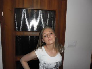 SweetLaila69-hot - Live porn &amp; sex cam - 22178685