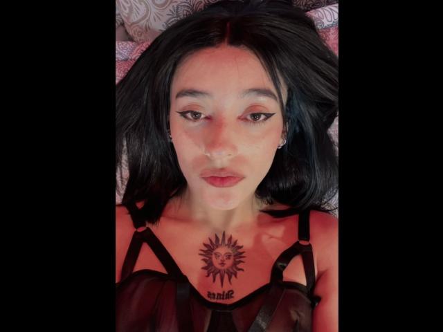 SalomeMille - Porno na żywo i seks kamera - 22178937