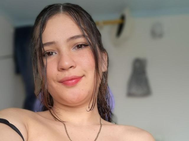 CelesteDash - פורנו בשידור חי ומצלמת סקס - 22179057