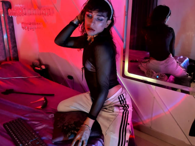 ErotickBellaTrix - Live Sex Cam - 22181773