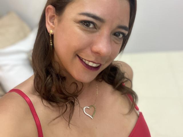 CorinaPage - Sexe cam en vivo - 22181801