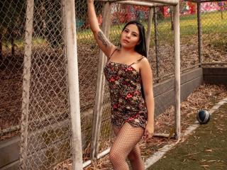 ValentinaWatsonLat - Live porn &amp; sex cam - 22182289