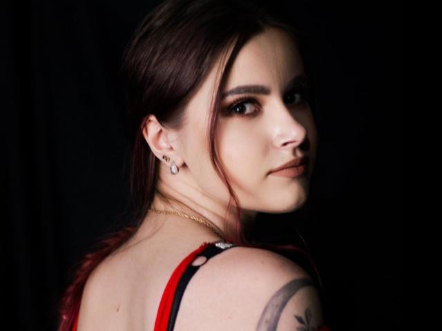 MollyTravis - פורנו בשידור חי ומצלמת סקס - 22184637