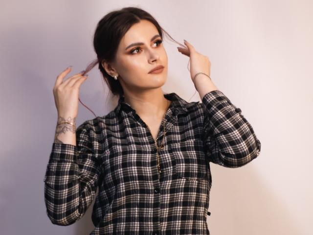 MollyTravis - Porno na żywo i seks kamera - 22184677