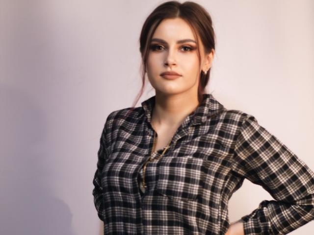 MollyTravis - Live Sex Cam - 22184697