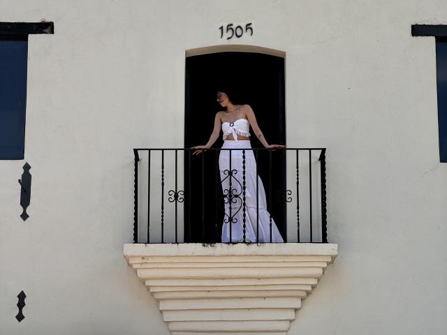 IzzysMisss - Live porn &amp; sex cam - 22187529