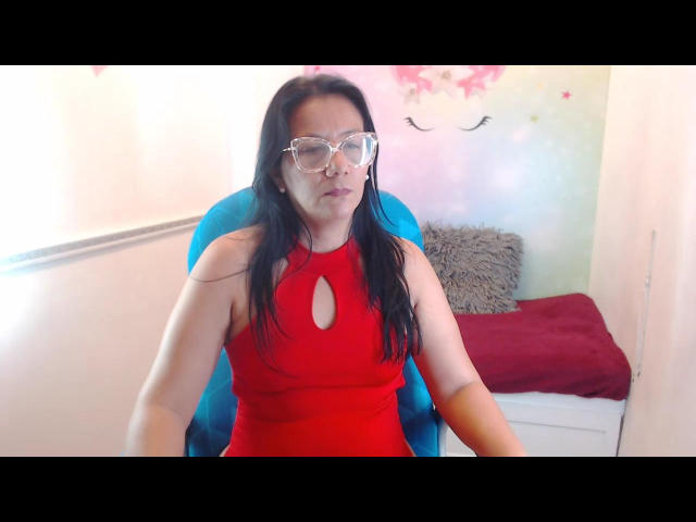 SummerzMills - Live Sex Cam - 22189081