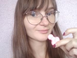 KiraGoldens - Live sex cam - 22189621