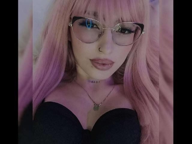 MartinaPalmer - Live porn &amp; sex cam - 22193013