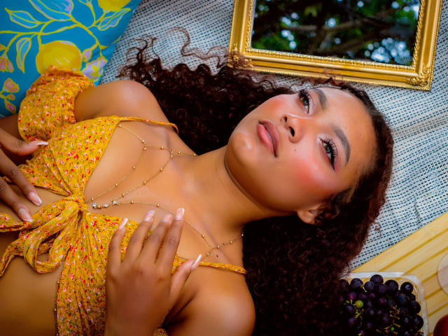 LoraineRioss - Live porn &amp; sex cam - 22195369