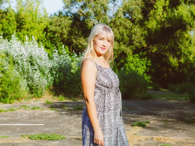 MilanaCraids - Camera khiêu dâm &amp; quyến rũ trực tiếp - 22196861