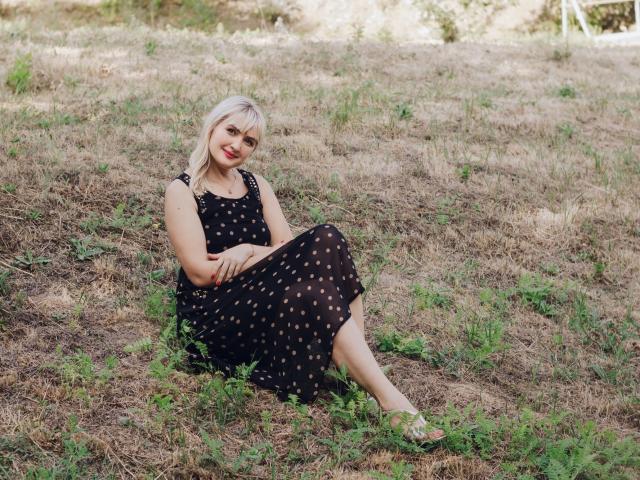 MilanaCraids - Camera khiêu dâm &amp; quyến rũ trực tiếp - 22196937