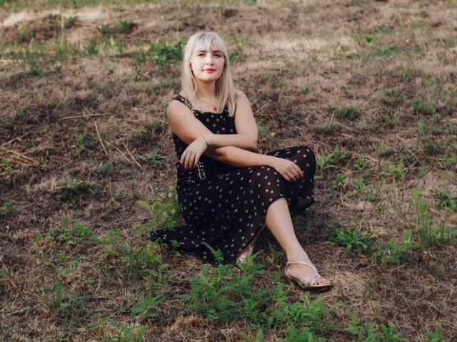 MilanaCraids - сексуальная веб-камера в реальном времени - 22196965