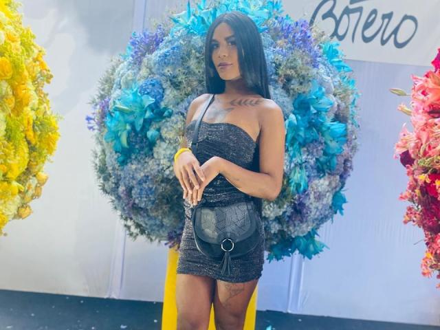 MandalaDolly - сексуальная веб-камера в реальном времени - 22204161