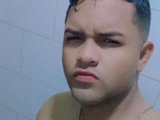 MaxHotX69 - Live porn &amp; sex cam - 22204193