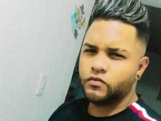 MaxHotX69 - Sexe cam en vivo - 22204197