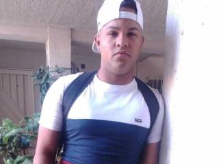 MaxHotX69 - Sexe cam en vivo - 22204205