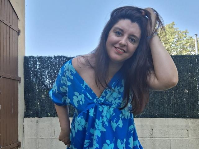 LaFrancaiseJessy - Élő pornó és szexkamera - 22210509