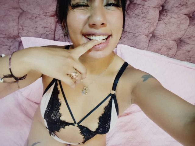 NoahTheas - сексуальная веб-камера в реальном времени - 22212617