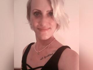 Summerlove-hot - Sexe cam en vivo - 22215077