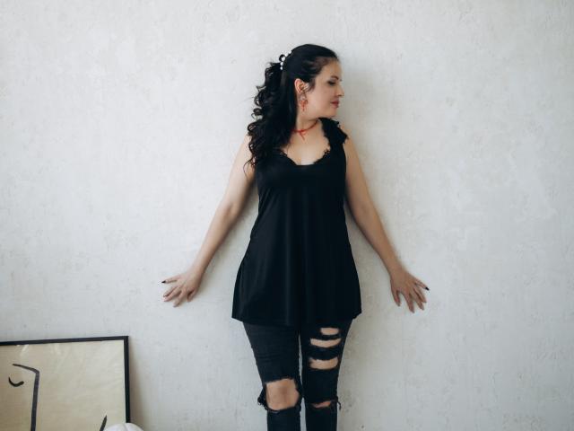 TayaBoret - Live porn &amp; sex cam - 22215641