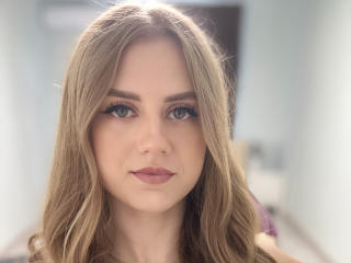 MilanaMillinois - сексуальная веб-камера в реальном времени - 22217137