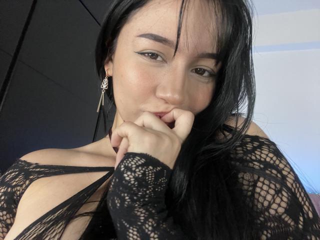 DeisyWest - Live Sex Cam - 22220801