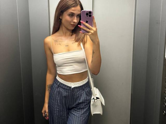 Izida - Sexe cam en vivo - 22223509